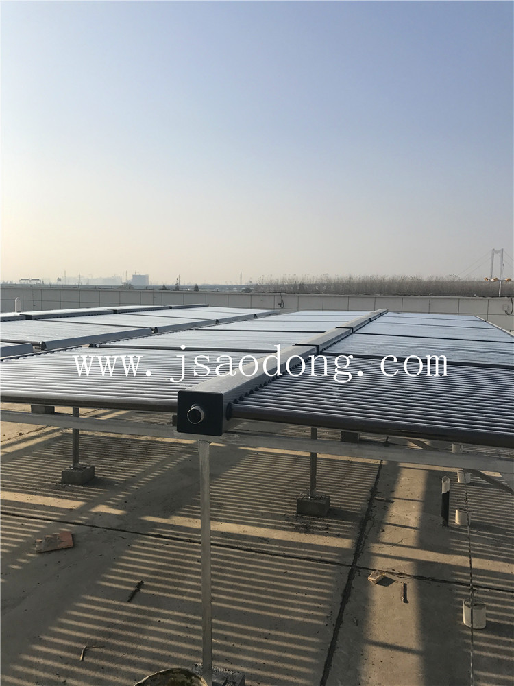 泰州高港客運站太陽能熱水系統