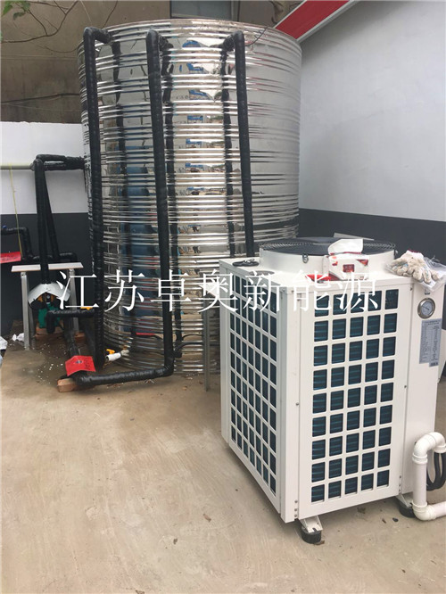 南京工地項(xiàng)目部工人空氣能生活熱水